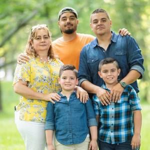 Meet your Posher, Gloria